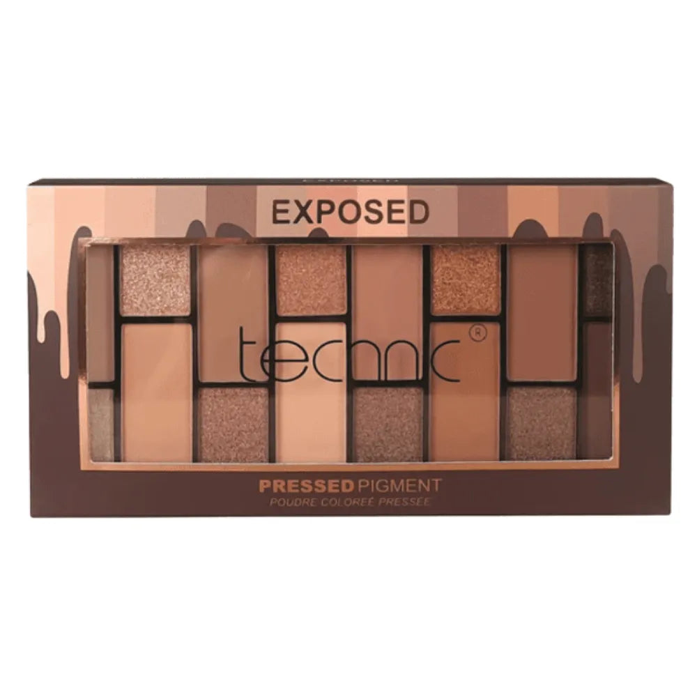 technic Exposed pressed pigment palette on a white background